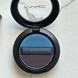 MAC Cosmetics Trio Tone Eyeshadow - Indigo Blue